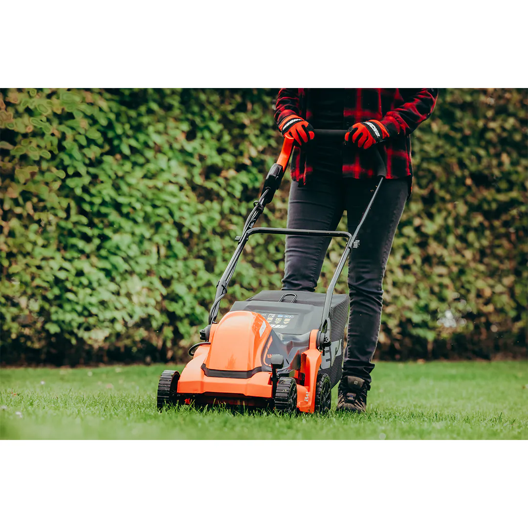 ECHO DLM-310 Plæneklipper - Uden batteri og lader