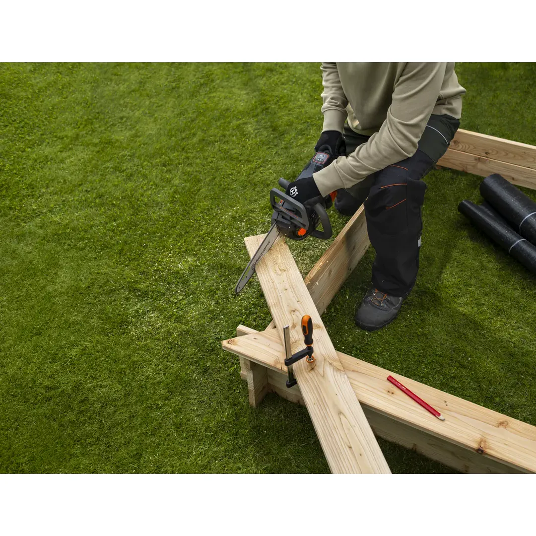 HUSQVARNA Aspire C15X-P4A Kædesav - Med batteri og lader